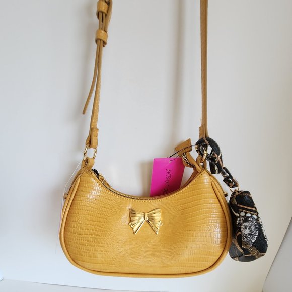 Betsey Johnson Yellow Crescent Crossbody with Removable Wristlet Pouch - NWT - Picture 1 of 14